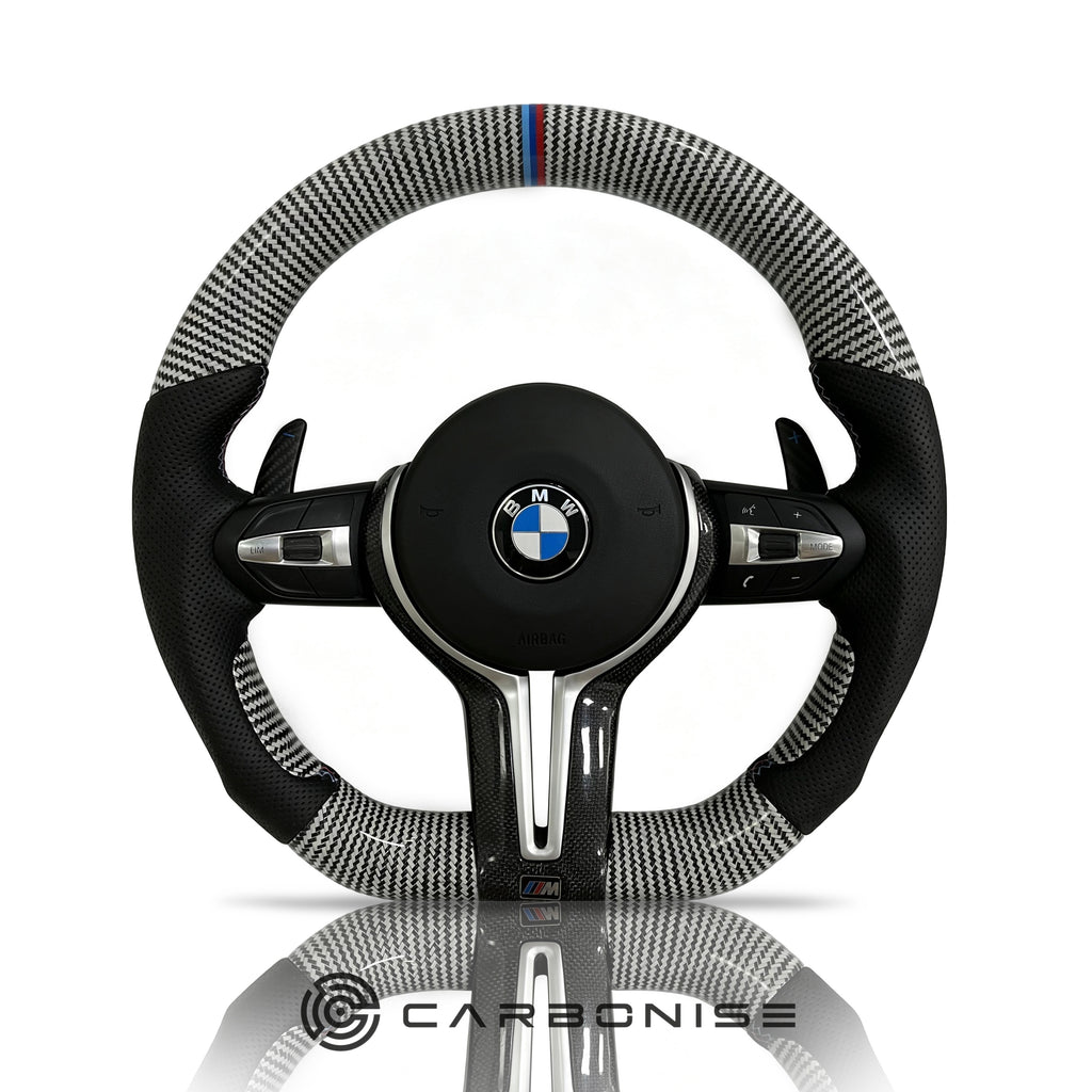BMW Steering Wheel (Carbon Fiber+Perforated Leather) @17