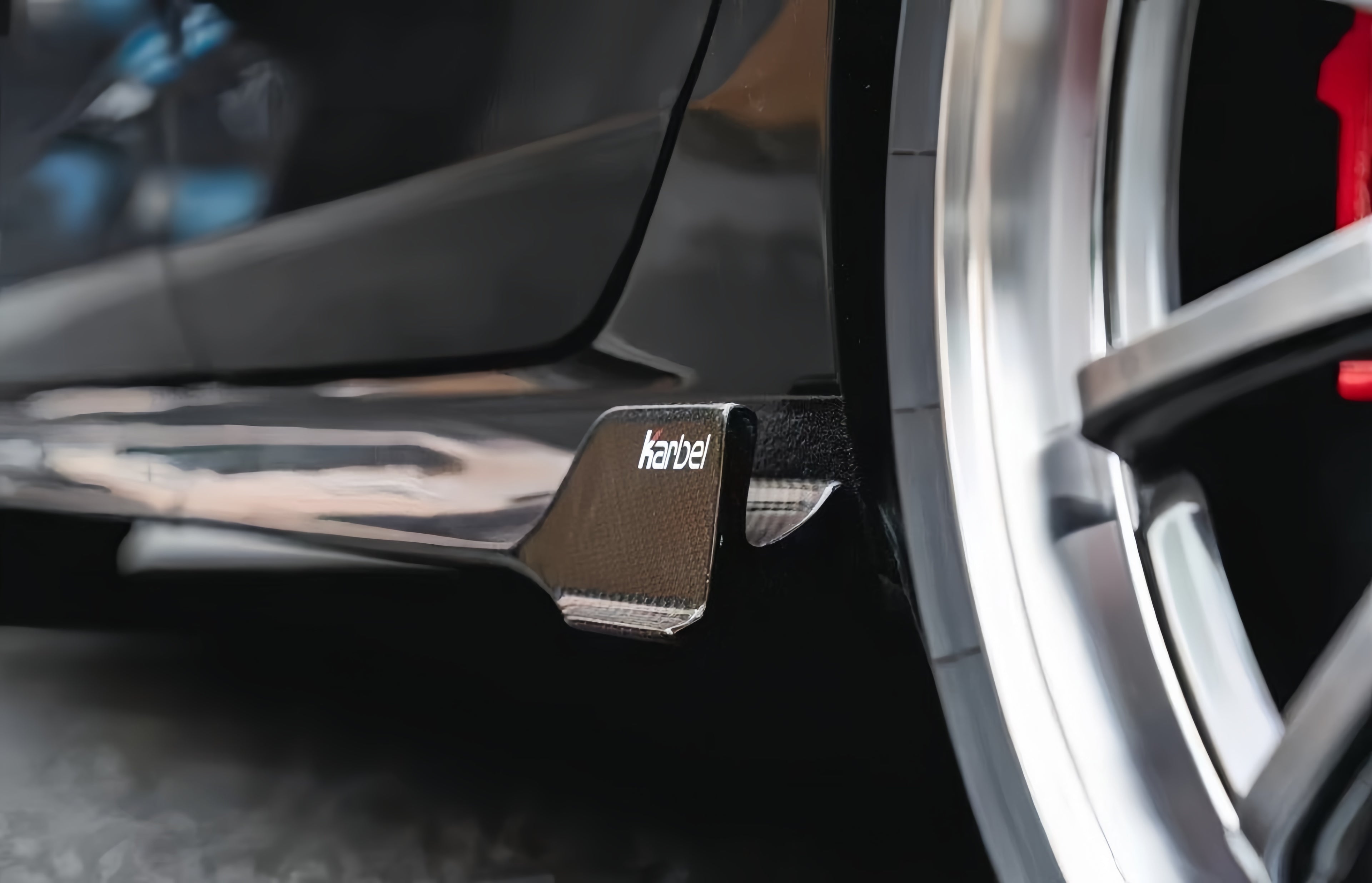 Karbel-Dry Carbon Side Skirts for Volkswagen Golf GTI / R-line MK8 MK8.5