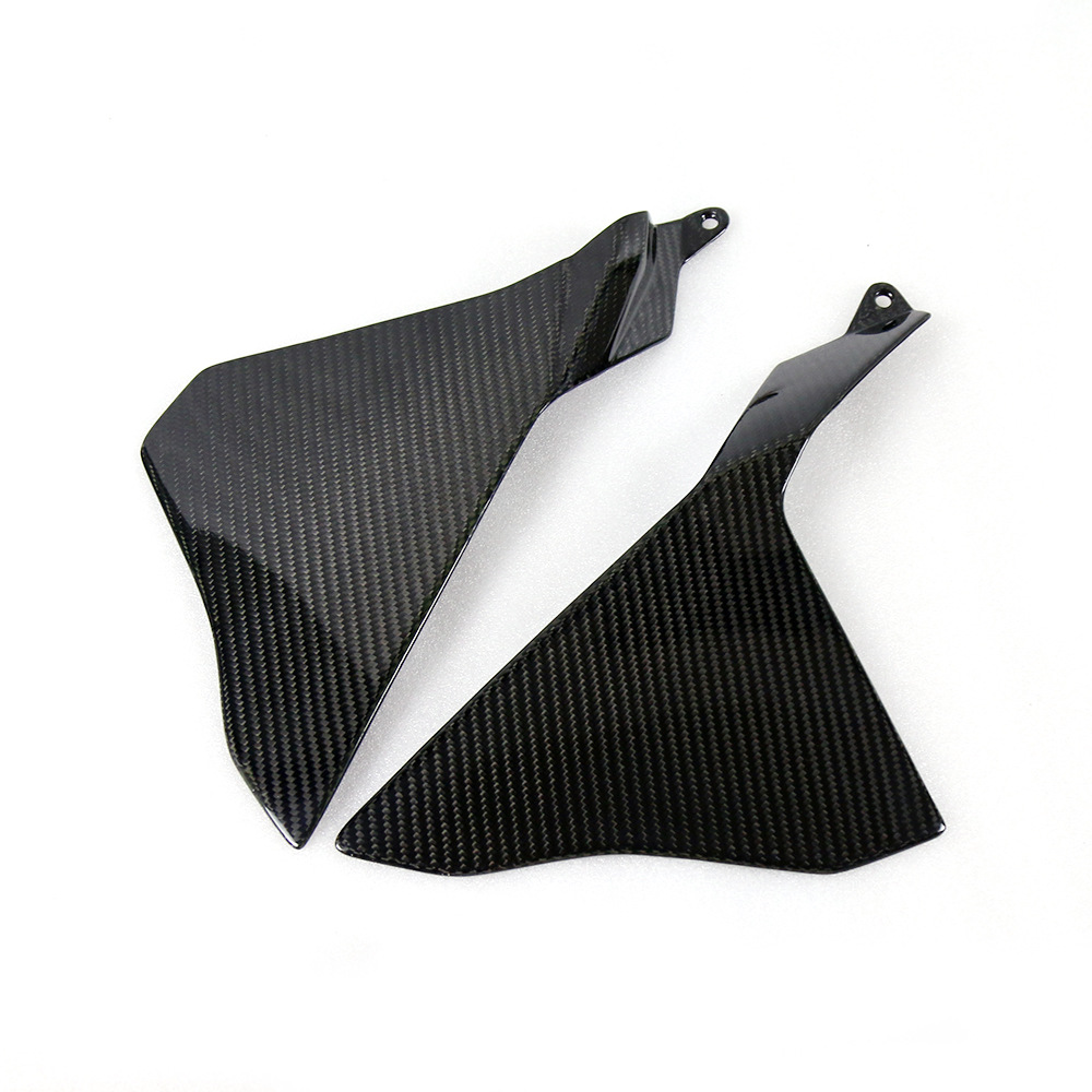 Yamaha R1 2020-2025 (Side Panel, Small) Dry Carbon