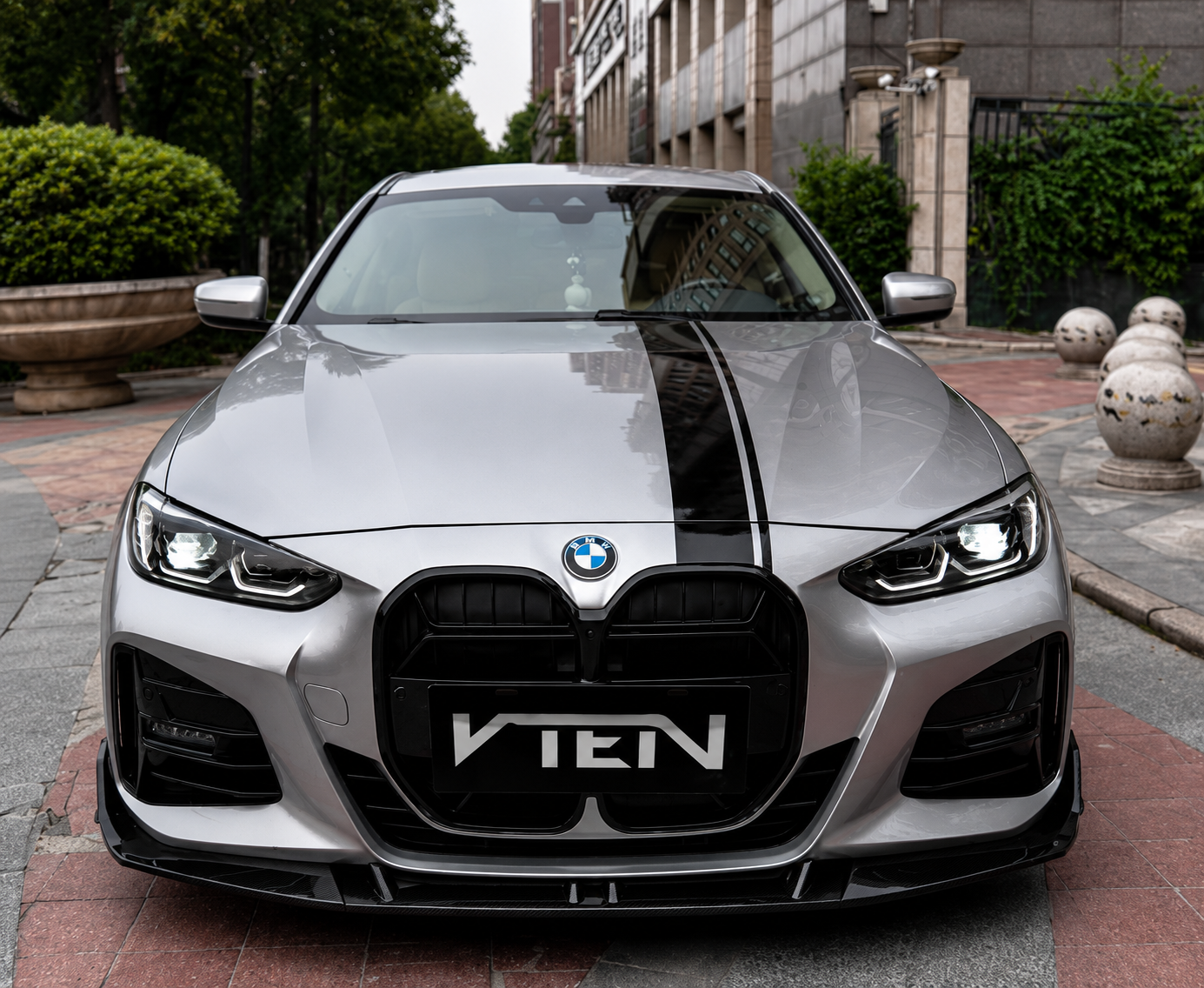 VTEN-BMW 4 SERIES G22 2020+ PP GLOSS BLACK FRONT LIP