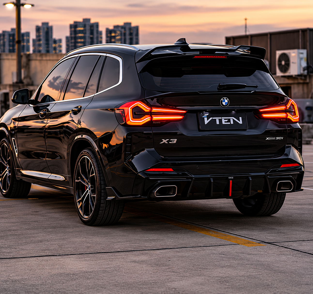 VTEN-BMW X3 G01 LCI 2022+ GLOSS BLACK LED REAR DIFFUSER
