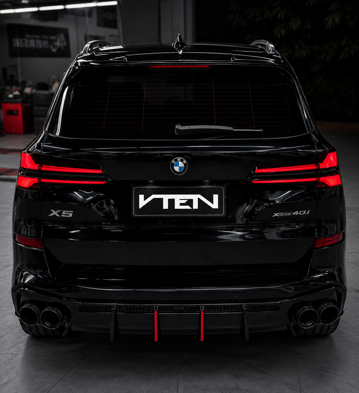 VTEN-BMW X5 G05 LCI 2024+ PP GLOSS BLACK LED REAR DIFFUSER