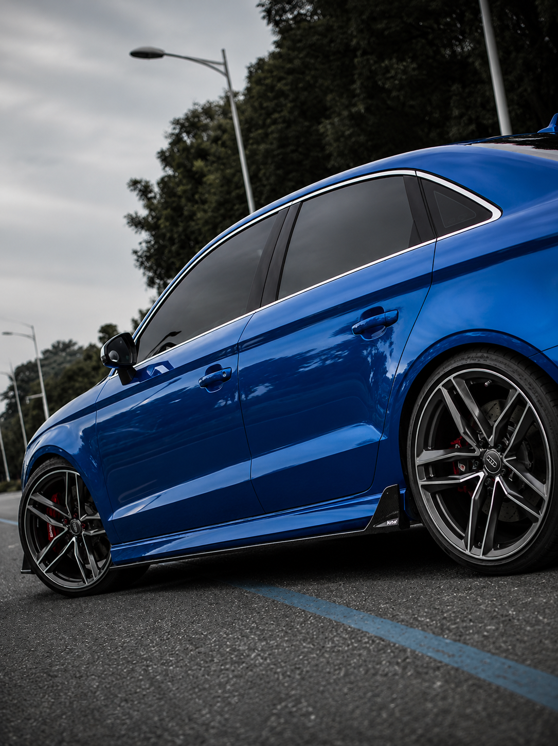 Karbel-Dry Carbon Side Skirts for Audi RS3 S3 A3 8V.5 2017-2020 Pre-preg Carbon Fiber