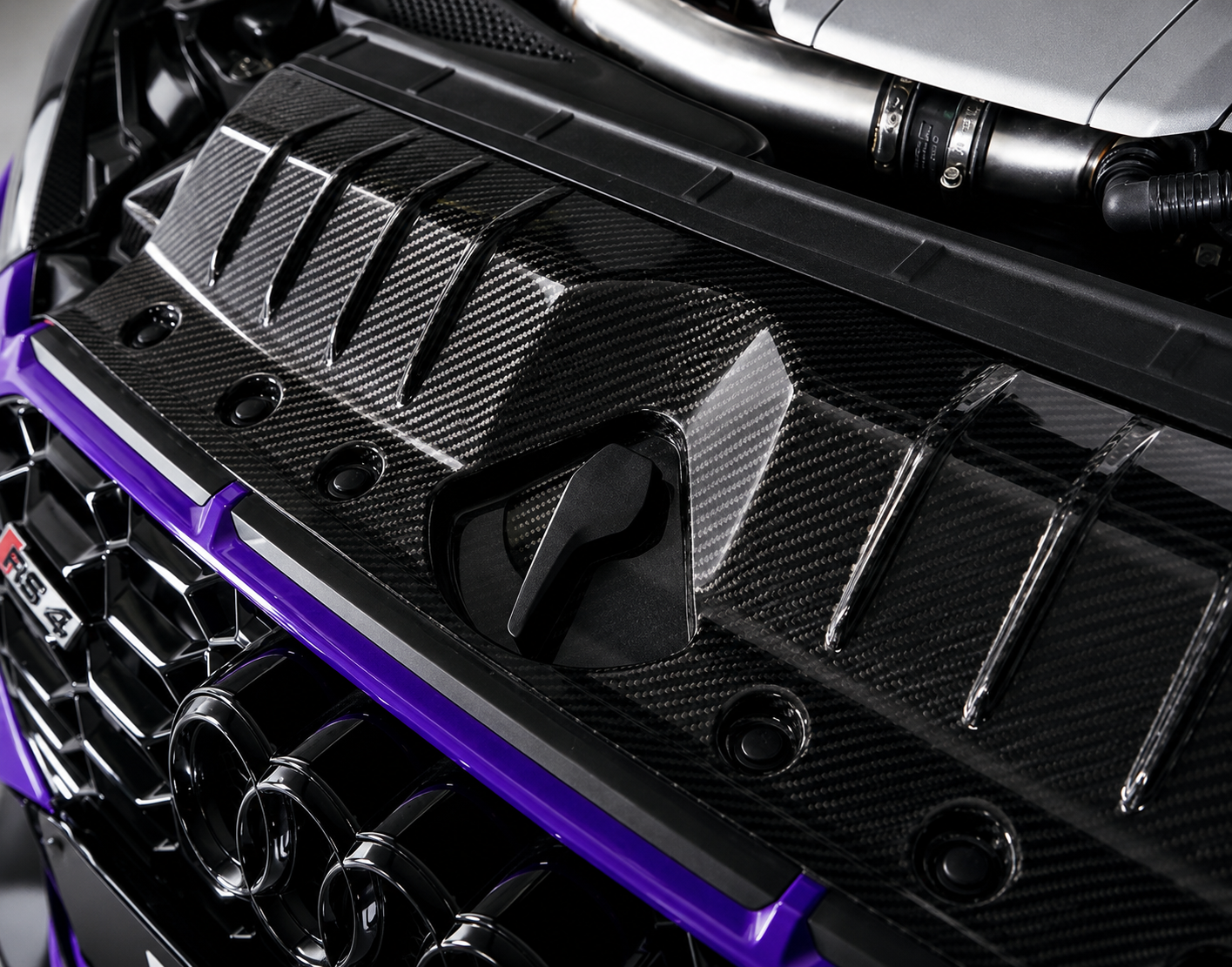 Karbel-Dry Carbon Radiator Cooling Plate for Audi RS5 B9.5 2020-2025 Pre-preg Carbon Fiber