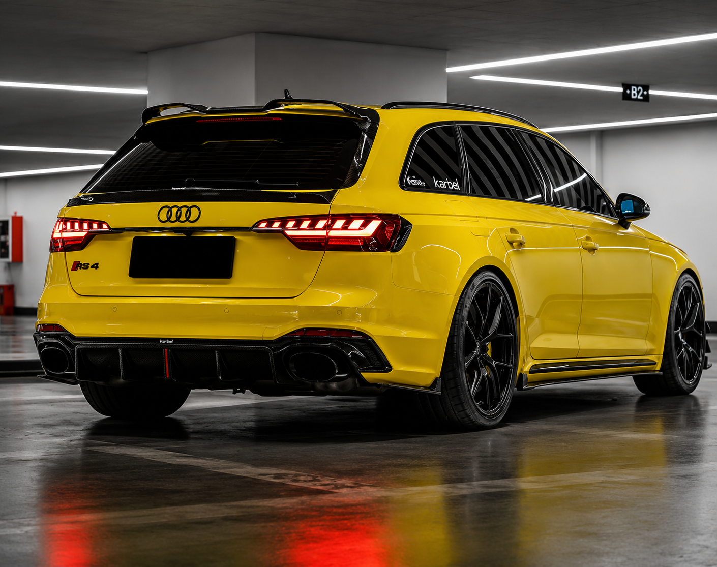Karbel-Dry Carbon V2 Rear Roof Spoiler for Audi RS4 B9 / B9.5 Pre-preg Carbon Fiber