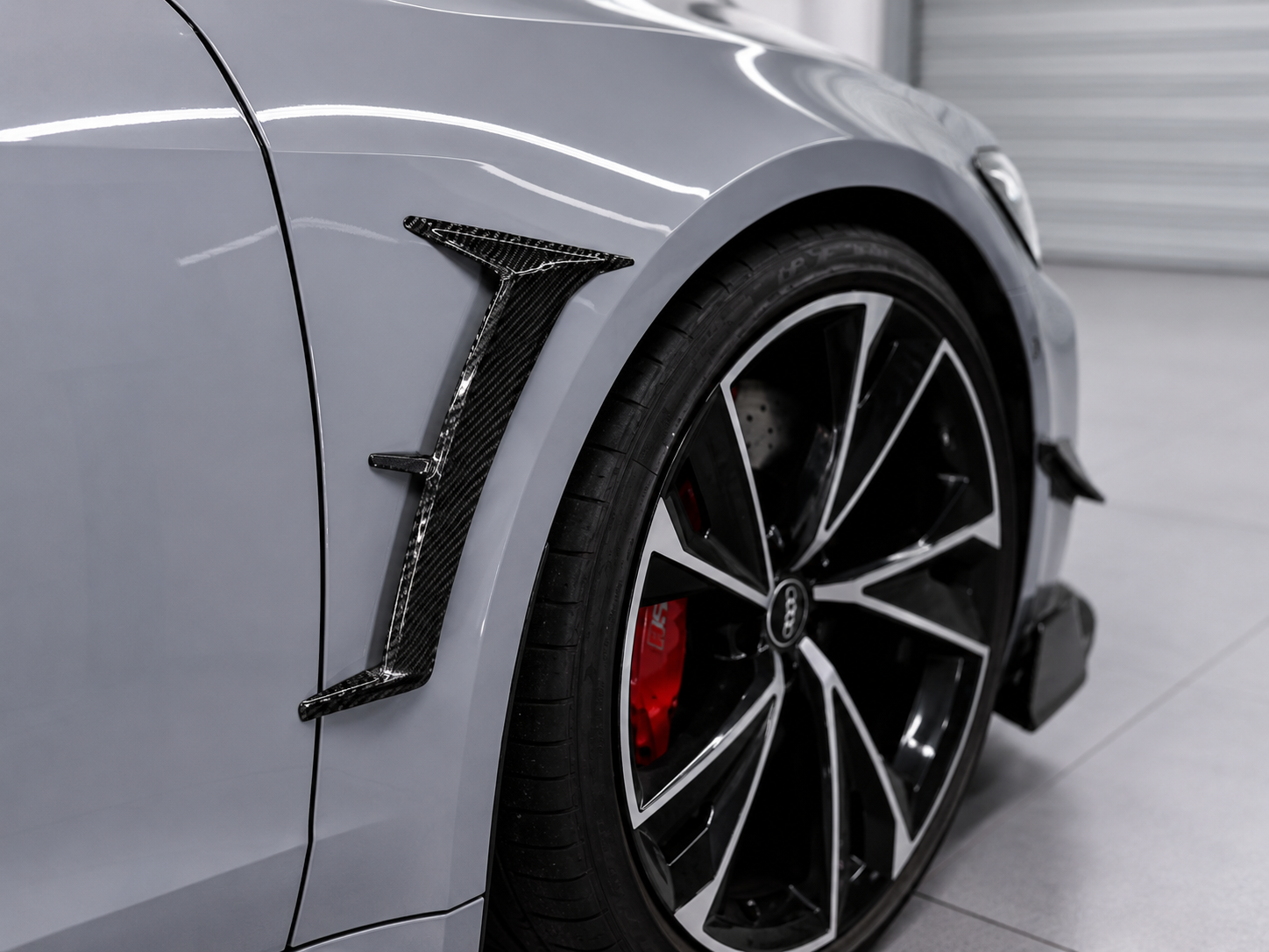 Karbel Carbon Front Fender Trim for Audi RS6 RS7 C8 2020-ON Carbon Fiber