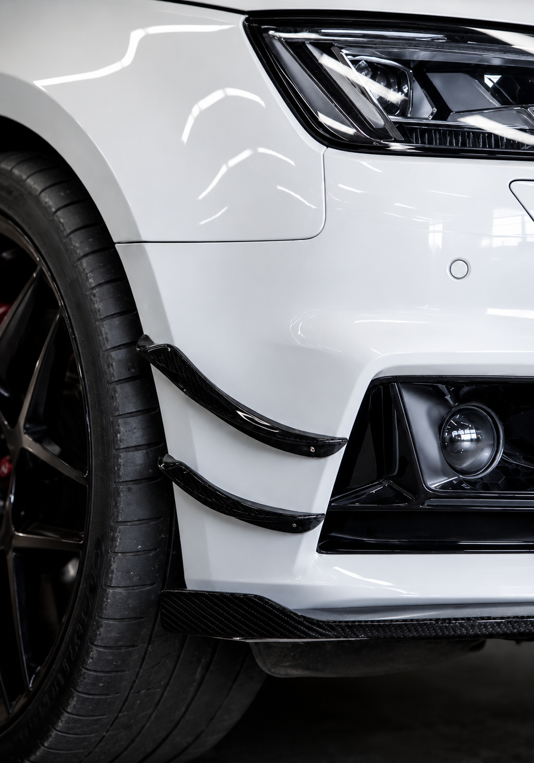 Karbel-Dry Carbon Front Canards for Audi S4 A4 S-line B9 2017-2018 Carbon Fiber