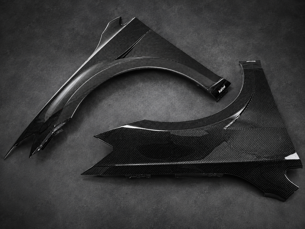 Karbel-Dry Carbon Front Fenders for Volkswagen Golf & GTI & Golf R MK7.5 Carbon Fiber