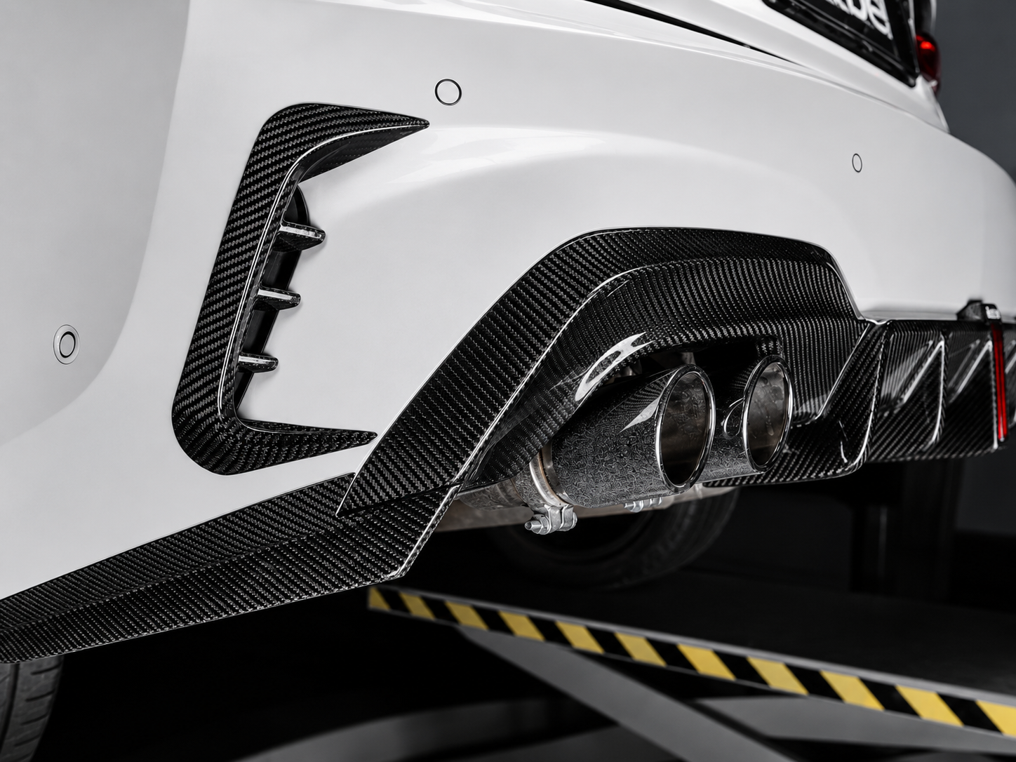 Karbel-Dry Carbon Fiber Rear Diffuser for BMW 3 Series G20 2019-2022