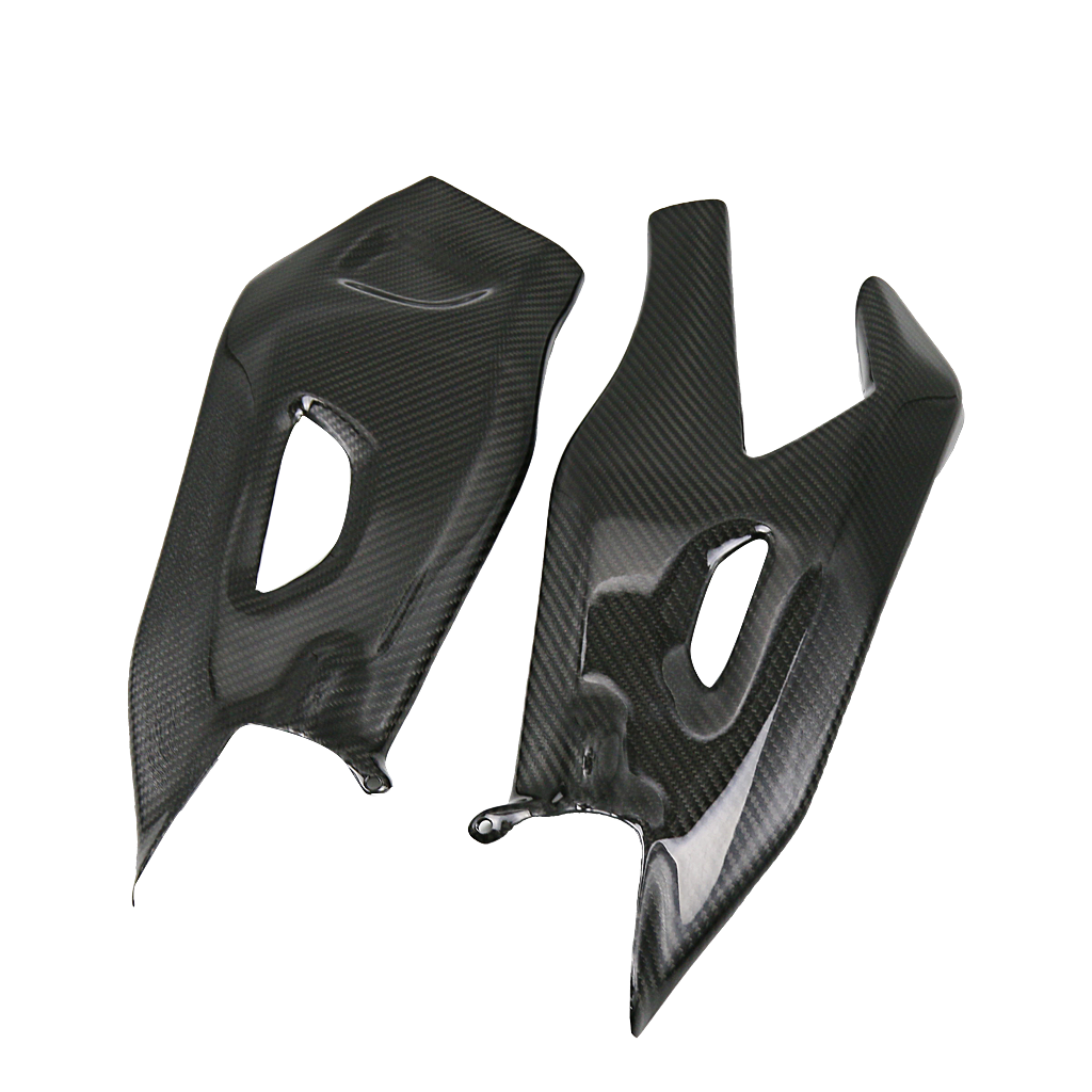 YAMAHA R1 (2015-2019) (Swingarm Cover) Dry Carbon