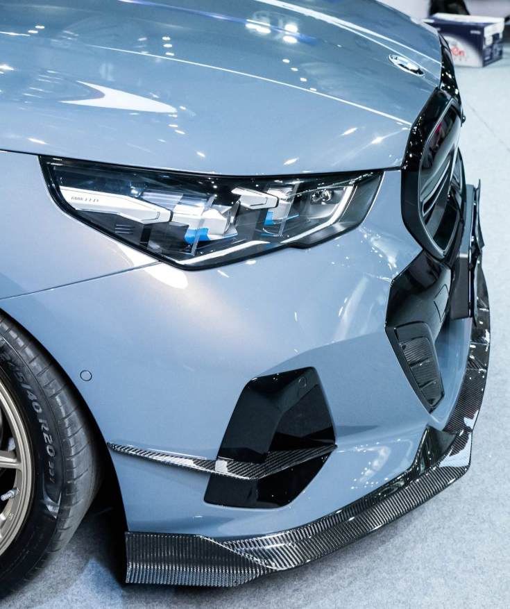 Karbel-Dry Carbon Fiber V2 Front Canards for BMW i5 xDrive40/M60 & 540i/550e xDrive G60 G61